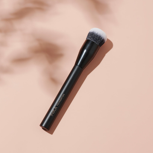 INIKA Organic Makiažo Pagrindo Šepetėlis